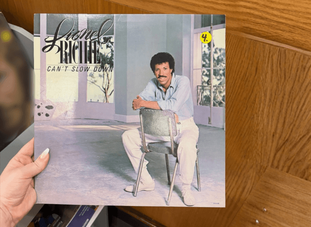 Can't Slow Down Lionel Richie